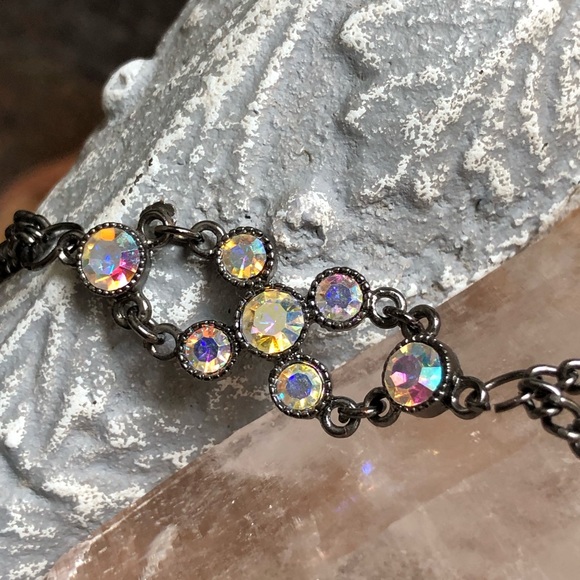 Auora Borialas Bracelet - Picture 3 of 9